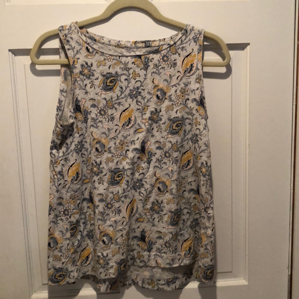 Sleeveless cotton top